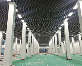 貴州興義體育中心 - 鋁單板、弧形鋁方通吊頂5