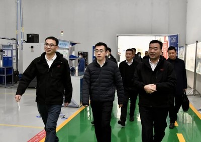桐鄉市市委書記于會游一行蒞臨雙環傳動嘉興基地調研